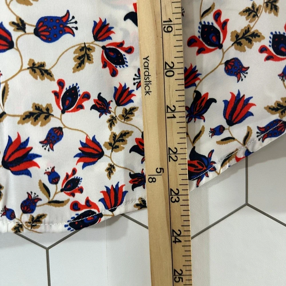 Banana Republic Womens Petite XS Red Floral V-Neck Puff Sleeve Blouse New